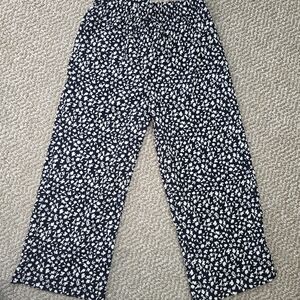 (2/$15) Zara Girls' Flowy Pants Navy WiTh White Floral Print